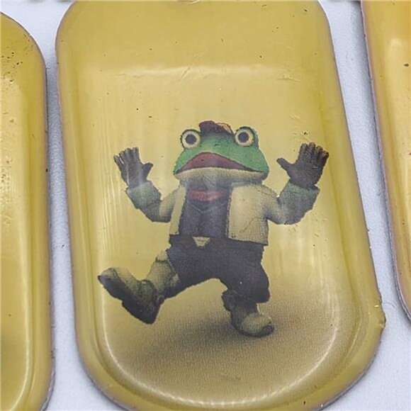 Star Fox 64 3D Yellow Enamel Dog Tag Set 24" Silver Tone Chains Full 4 Tags Vint - Picture 4 of 7